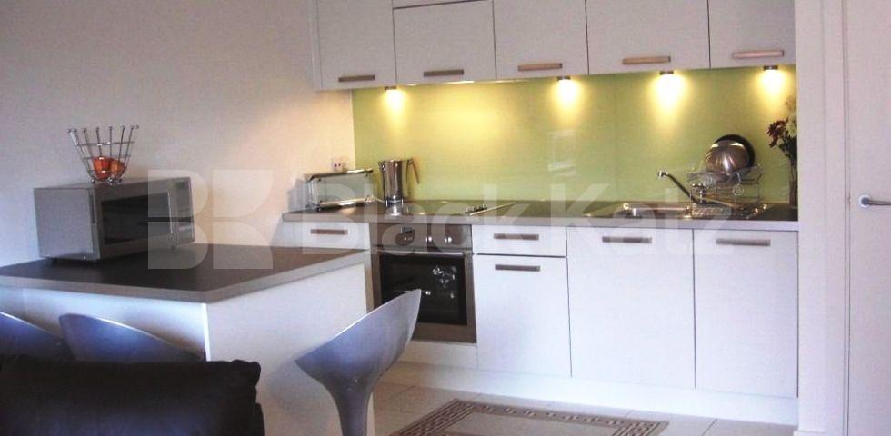 			2 Bedroom, 1 bath, 1 reception Apartment			 OneSE8. Deal's Gateway, Deptford/Greenwich
